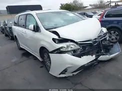 5TDYZ3DC3KS968186 2019 TOYOTA SIENNA