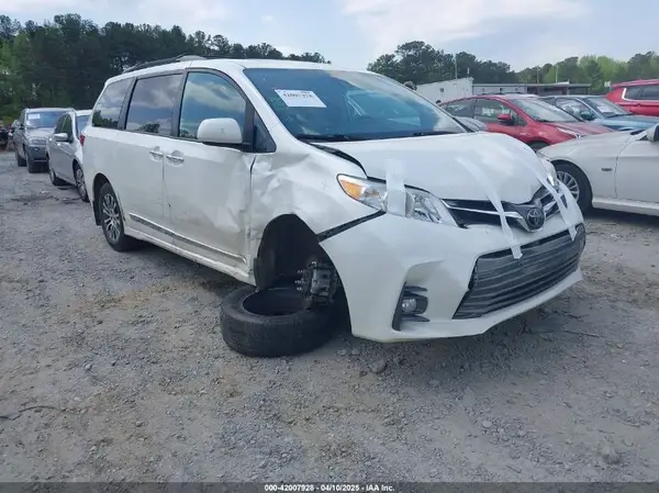 5TDYZ3DC3KS970200 2019 TOYOTA SIENNA - Image 1