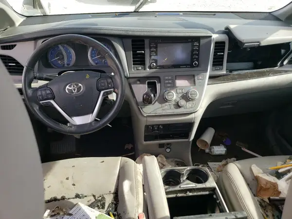 5TDYZ3DC3KS971766 2019 TOYOTA SIENNA - Image 8