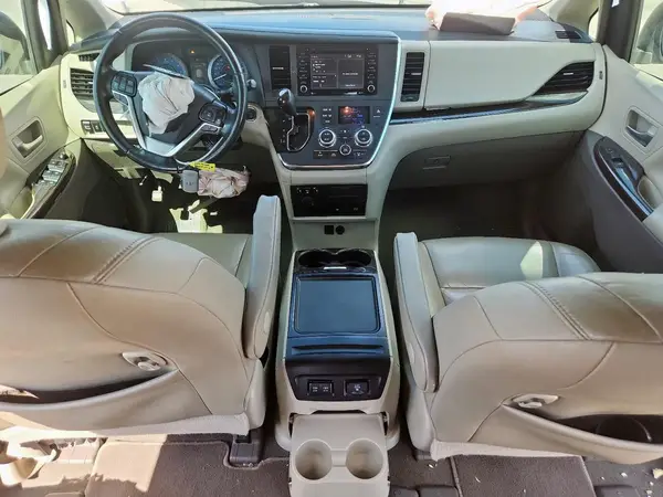 5TDYZ3DC3KS986929 2019 TOYOTA SIENNA - Image 8