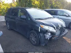 5TDYZ3DC3KS995548 2019 TOYOTA SIENNA
