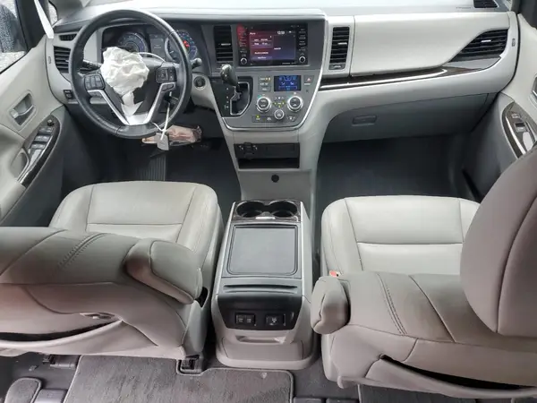 5TDYZ3DC3KS998305 2019 TOYOTA SIENNA - Image 8