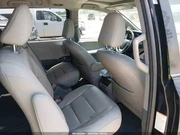 5TDYZ3DC3LS023157 2020 TOYOTA SIENNA - Image 8