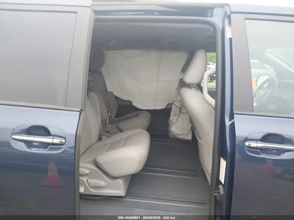 5TDYZ3DC3LS056515 2020 TOYOTA SIENNA - Image 8