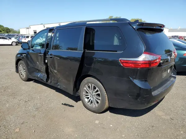 5TDYZ3DC3LS069197 2020 TOYOTA SIENNA - Image 2
