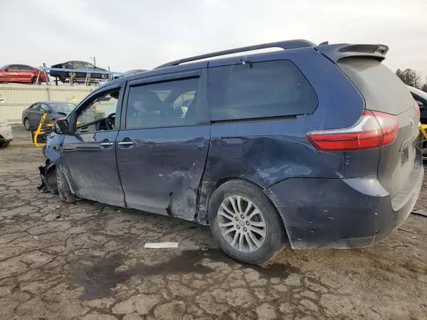 5TDYZ3DC3LS084993 2020 TOYOTA SIENNA - Image 2