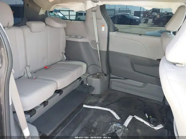 5TDYZ3DC3LS085836 2020 TOYOTA SIENNA - Image 8