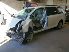 5TDYZ3DC4HS771830 2017 TOYOTA SIENNA