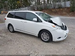 5TDYZ3DC4HS798039 2017 TOYOTA SIENNA