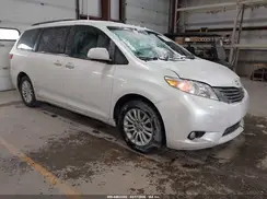 5TDYZ3DC4HS812165 2017 TOYOTA SIENNA