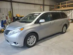5TDYZ3DC4HS815017 2017 TOYOTA SIENNA