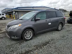 5TDYZ3DC4HS822338 2017 TOYOTA SIENNA