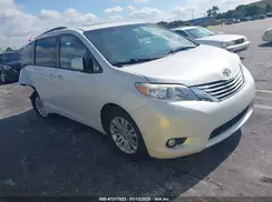 5TDYZ3DC4HS823084 2017 TOYOTA SIENNA