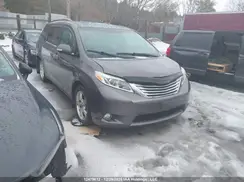 5TDYZ3DC4HS823666 2017 TOYOTA SIENNA