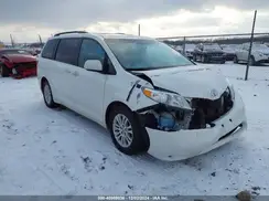 5TDYZ3DC4HS852620 2017 TOYOTA SIENNA