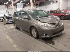 5TDYZ3DC4HS853900 2017 TOYOTA SIENNA