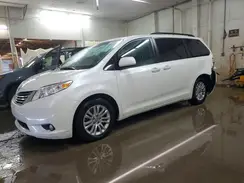 5TDYZ3DC4HS856456 2017 TOYOTA SIENNA