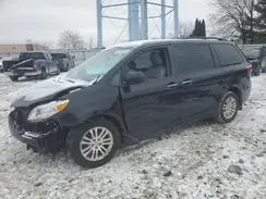 5TDYZ3DC4HS879882 2017 TOYOTA SIENNA