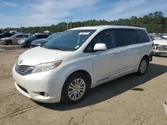 5TDYZ3DC4HS886900 2017 TOYOTA SIENNA