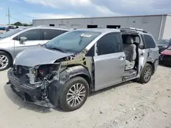 5TDYZ3DC4JS903412 2018 TOYOTA SIENNA