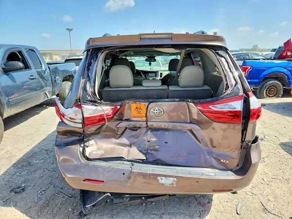 2018 TOYOTA SIENNA COPART lot 59051406 auction photo 6