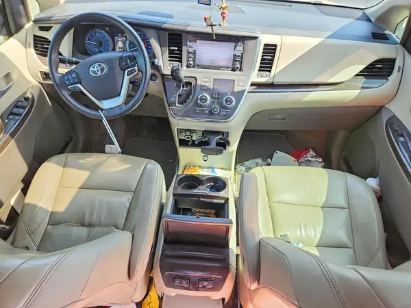 5TDYZ3DC4JS903524 2018 TOYOTA SIENNA - Image 8