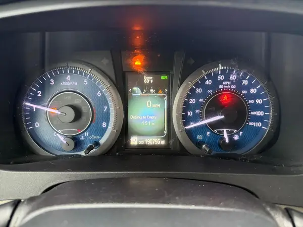5TDYZ3DC4JS910554 2018 TOYOTA SIENNA - Image 8