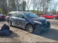5TDYZ3DC4JS916144 2018 TOYOTA SIENNA