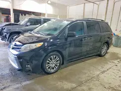 5TDYZ3DC4JS934725 2018 TOYOTA SIENNA