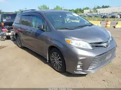5TDYZ3DC4JS940637 2018 TOYOTA SIENNA