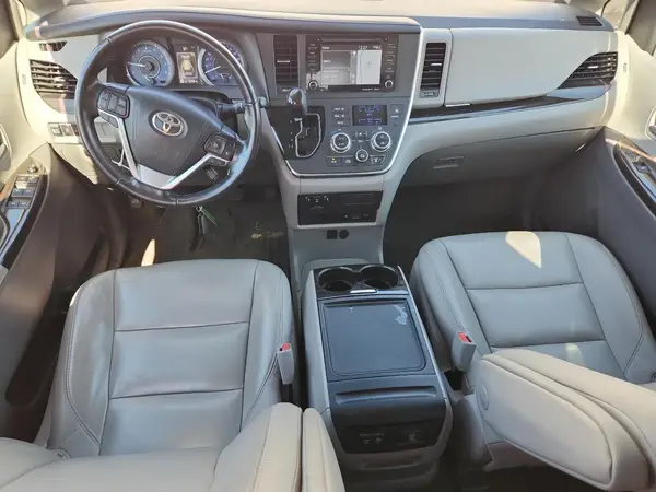 5TDYZ3DC4JS954246 2018 TOYOTA SIENNA - Image 8