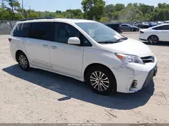 5TDYZ3DC4JS959687 2018 TOYOTA SIENNA