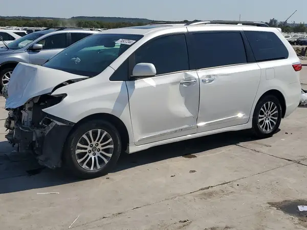5TDYZ3DC4KS019911 2019 TOYOTA SIENNA - Image 1