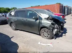 5TDYZ3DC4KS984042 2019 TOYOTA SIENNA