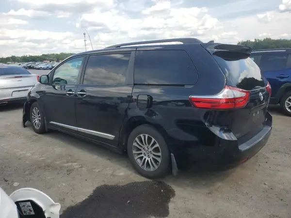 5TDYZ3DC4KS998183 2019 TOYOTA SIENNA - Image 2