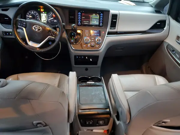 5TDYZ3DC4KS998684 2019 TOYOTA SIENNA - Image 8