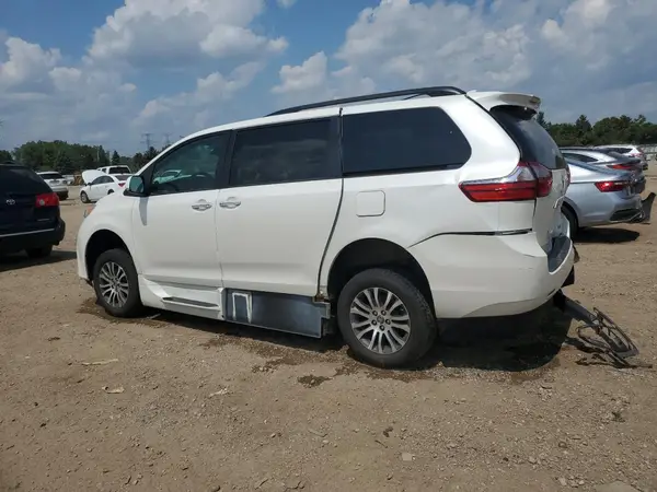 5TDYZ3DC4LS036693 2020 TOYOTA SIENNA - Image 2
