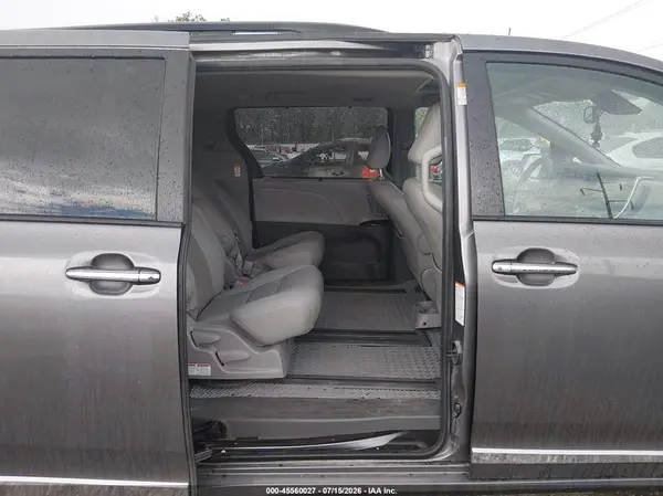 5TDYZ3DC4LS053770 2020 TOYOTA SIENNA - Image 8