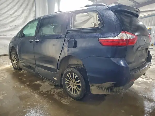 5TDYZ3DC4LS066356 2020 TOYOTA SIENNA - Image 2