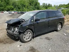 5TDYZ3DC5HS767902 2017 TOYOTA SIENNA
