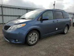 5TDYZ3DC5HS772503 2017 TOYOTA SIENNA