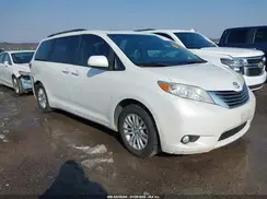 5TDYZ3DC5HS787714 2017 TOYOTA SIENNA