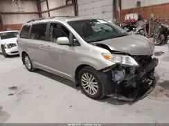 5TDYZ3DC5HS797627 2017 TOYOTA SIENNA
