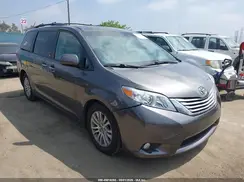 5TDYZ3DC5HS803345 2017 TOYOTA SIENNA