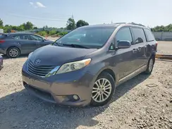 5TDYZ3DC5HS815916 2017 TOYOTA SIENNA