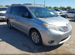 5TDYZ3DC5HS839486 2017 TOYOTA SIENNA