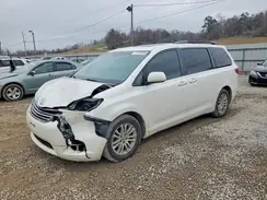5TDYZ3DC5HS858023 2017 TOYOTA SIENNA