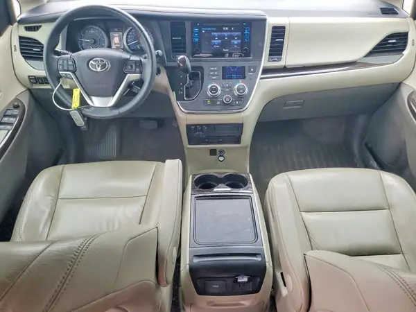 5TDYZ3DC5HS858023 2017 TOYOTA SIENNA - Image 8