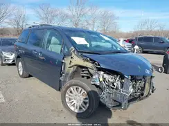 5TDYZ3DC5HS865506 2017 TOYOTA SIENNA