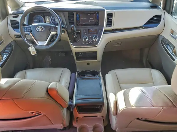 5TDYZ3DC5HS871788 2017 TOYOTA SIENNA - Image 8
